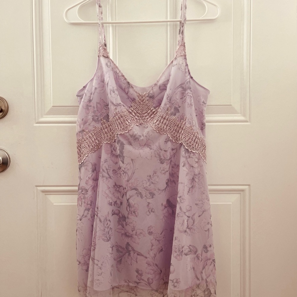 Vintage Japanese Floral Mesh Lace Trim Chemise Slip Top Lilac